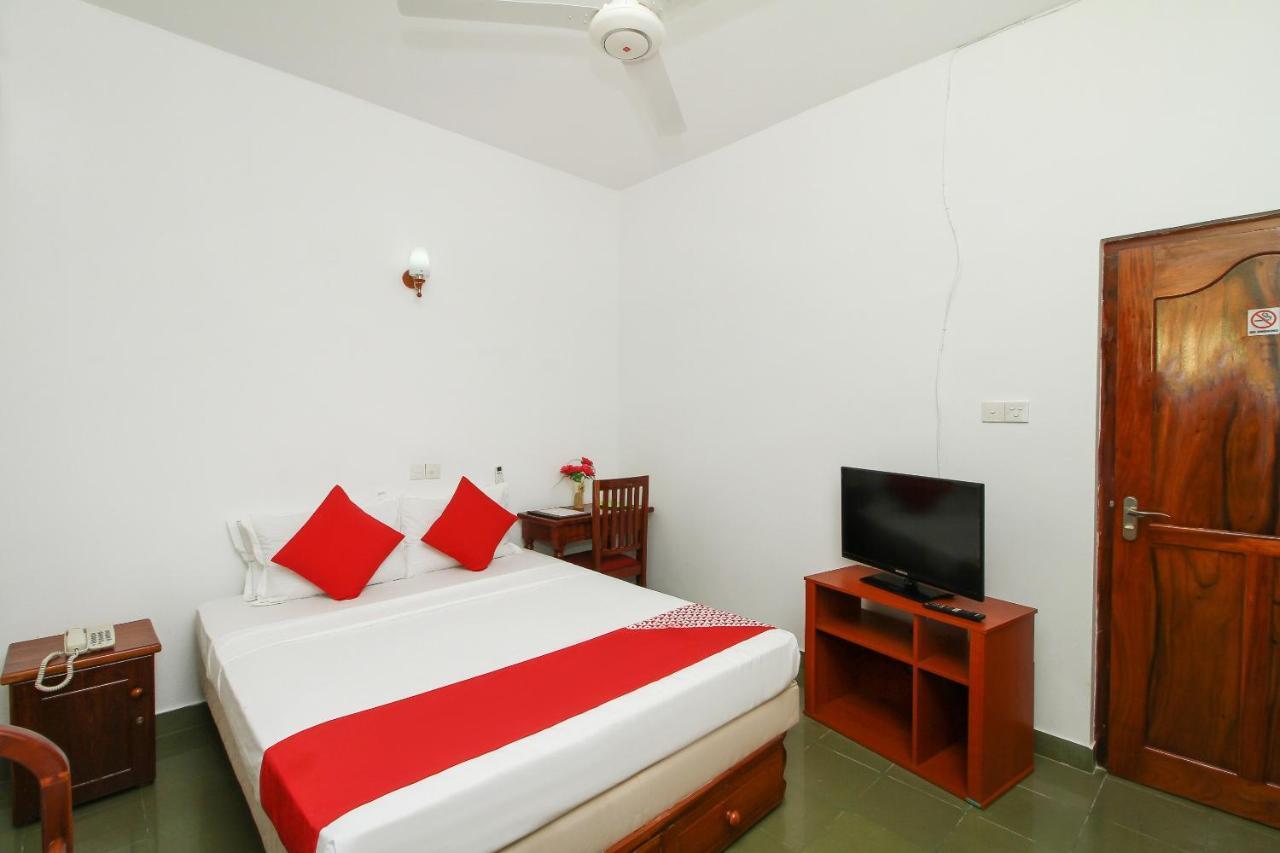 Oyo 290 Night Station Hotel Panadura Εξωτερικό φωτογραφία