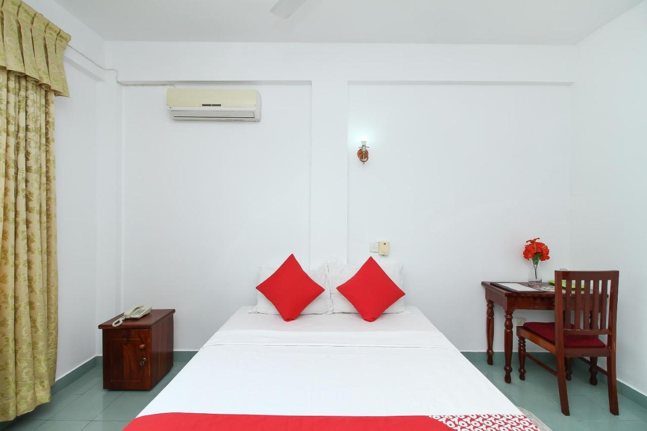 Oyo 290 Night Station Hotel Panadura Εξωτερικό φωτογραφία